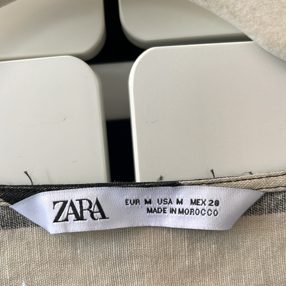 Zara women’s size medium stripe shirt in black and tan - Picture 2 of 4